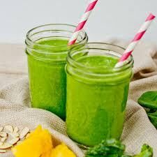 The Real Food Academy Miami green breakfast of champions smoothie.