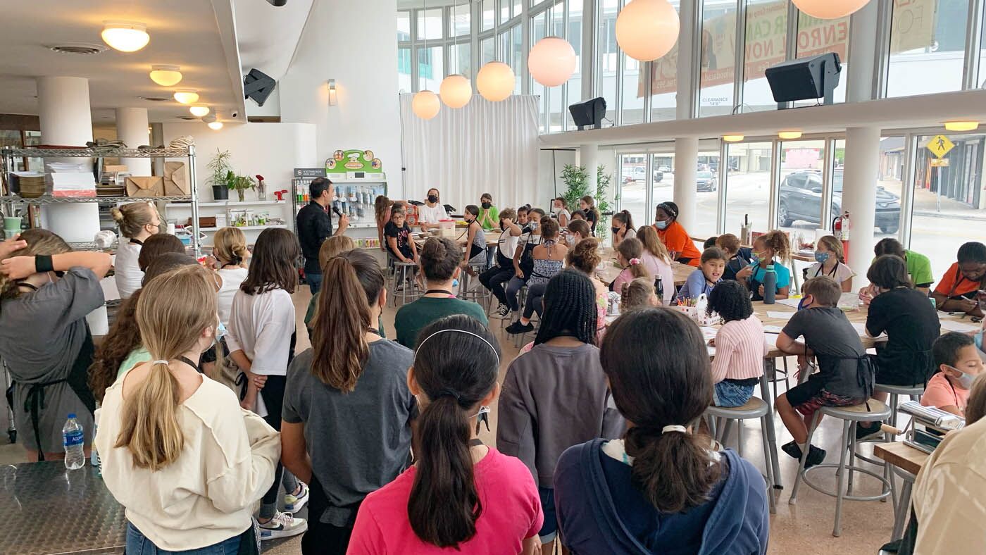 A group of teenagers at The Real Food Academy teen summer camp!
