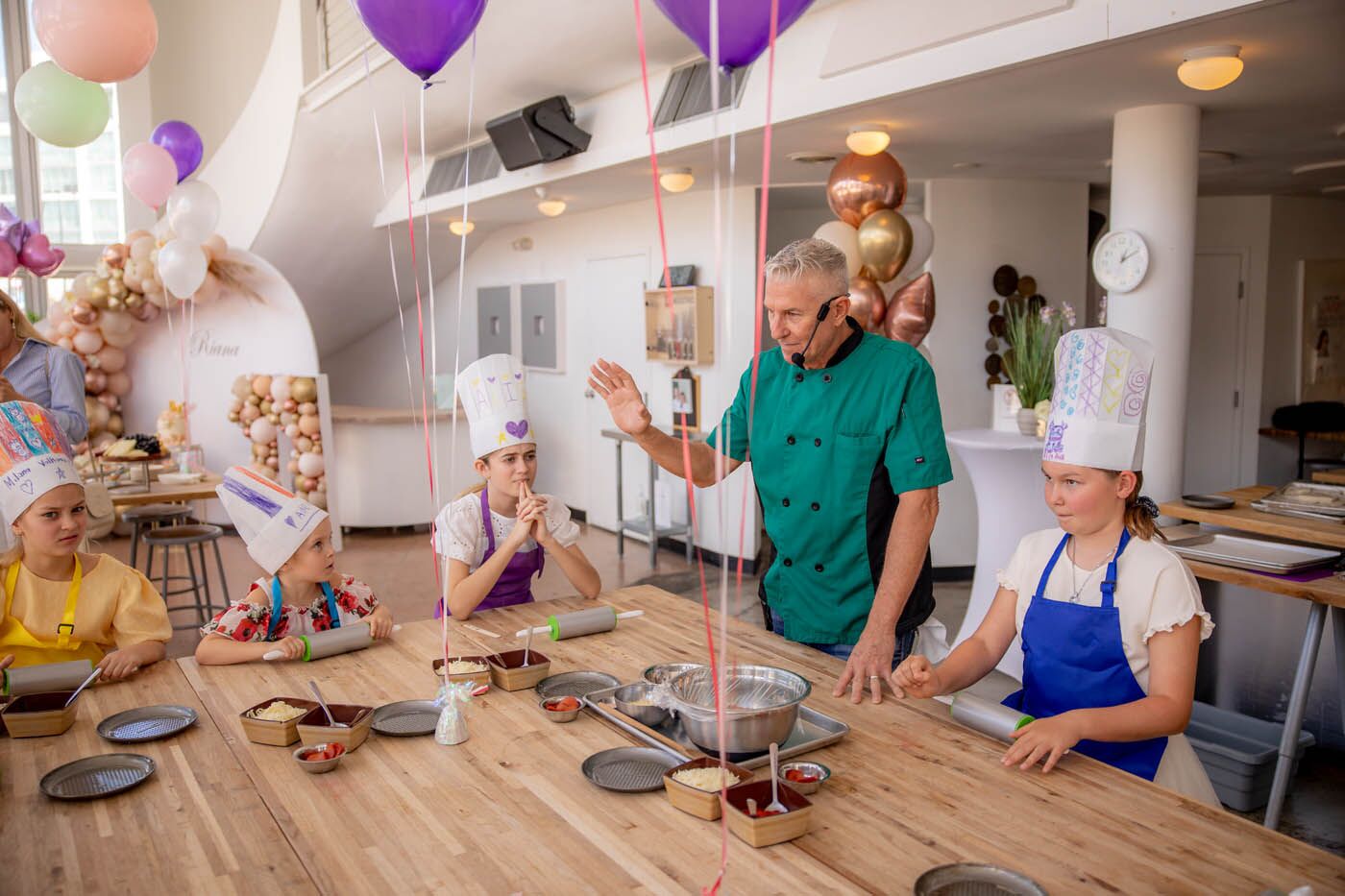 The Real Food Academy offers kids cooking parties, call us today!