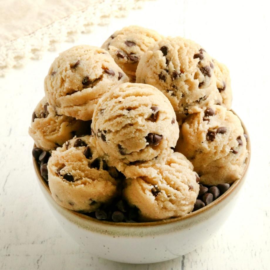 The Real Food Academy Miami edible cookie dough recipe.