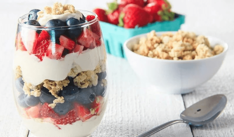 The Real Food Academy Miami fruit parfait recipe.
