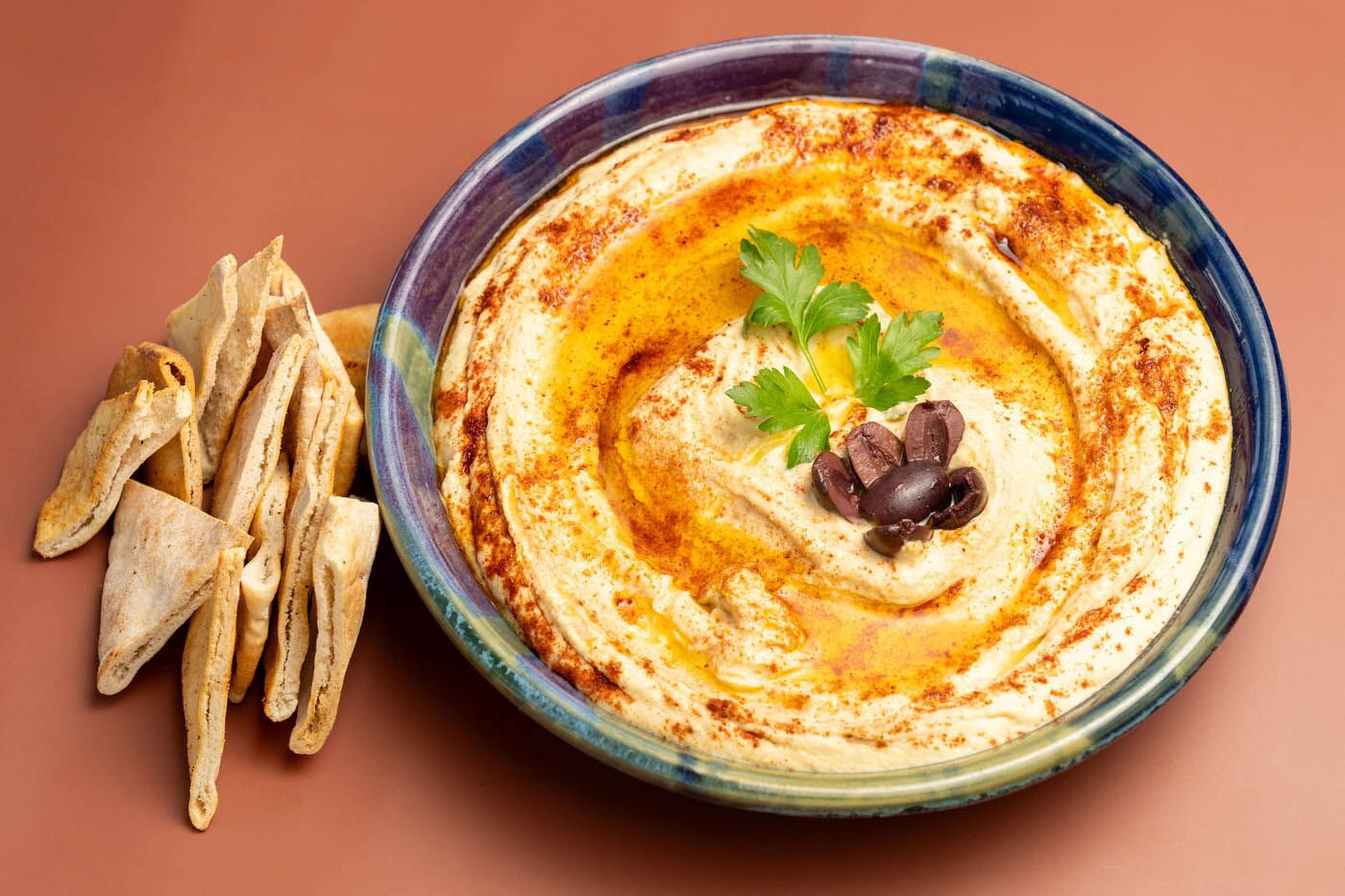 Hummus with pita crackers at The Real Food Academy.