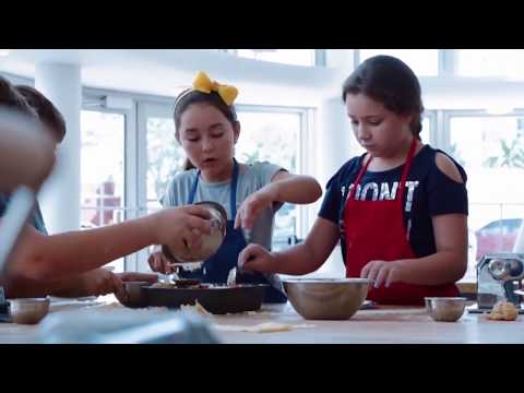 cooking classes for kids and adults at The Real Food Academy.