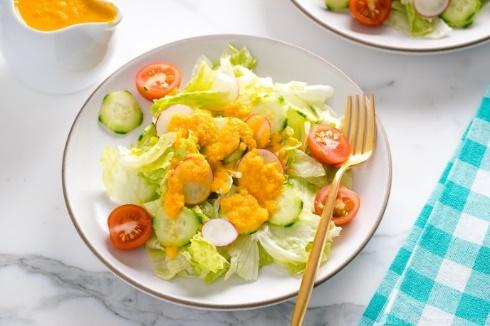The Real Food Academy Miami's salad with carrot ginger dressing recipe.